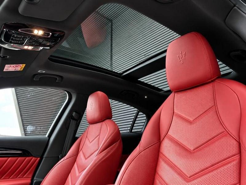 Maserati Grecale 2.0 mhev AWD Modena autom. 330 CV
