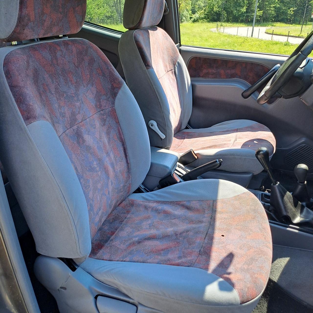 Nissan Terrano 2.7 GANCIO TRAINO - AUTOVETTURA