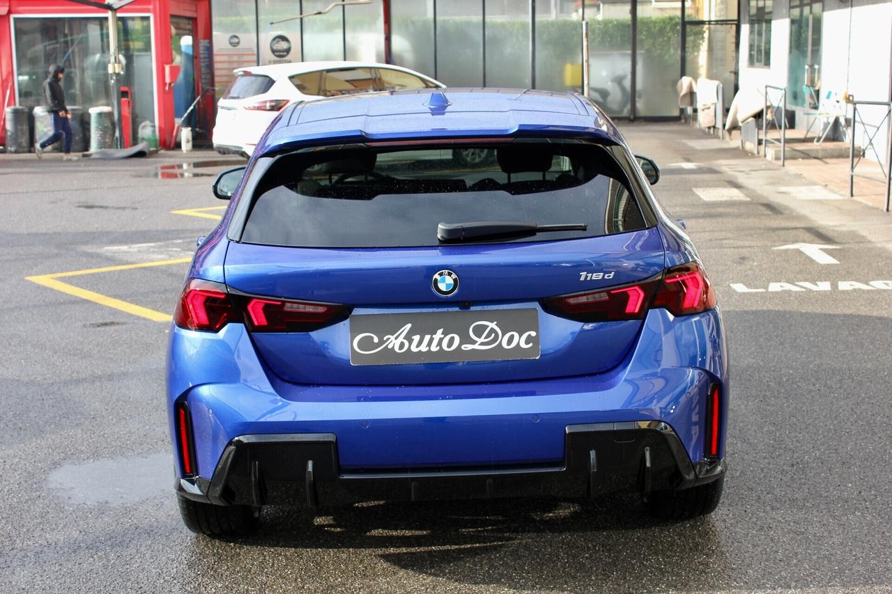 Bmw 118D MSport Pro BAULE ELETTRICO CERCHI 19 ALCANTARA