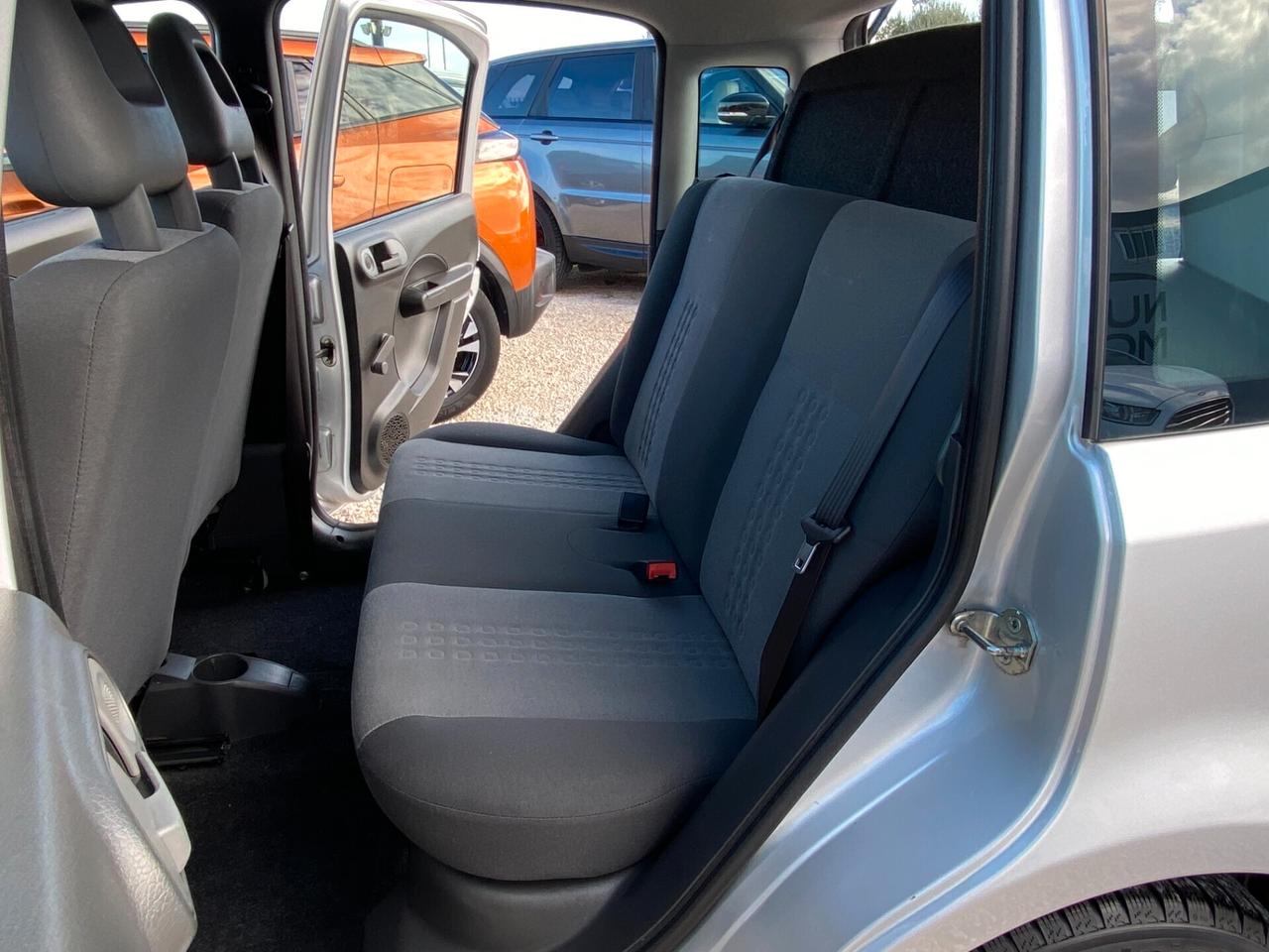 Fiat Panda 1.2 Lounge NEOPATENTATI E UNICO PROPRIETARIO