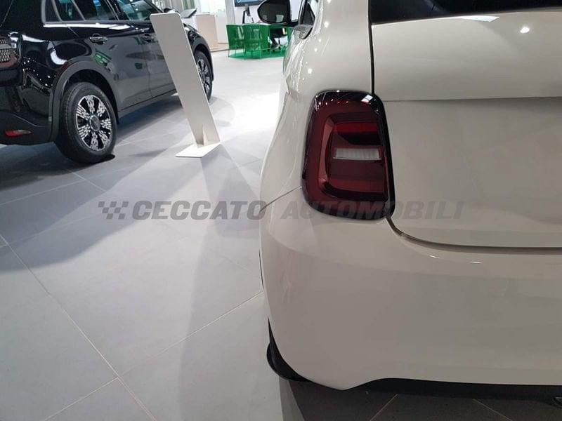 FIAT 500 500 Bev Hatchback My24 500e -320 Berlina