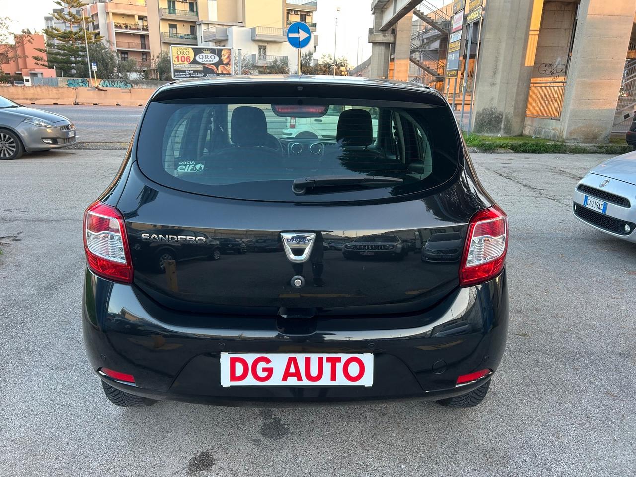 Dacia Sandero Gpl casa madre 1.2 benz 75 cv 2015