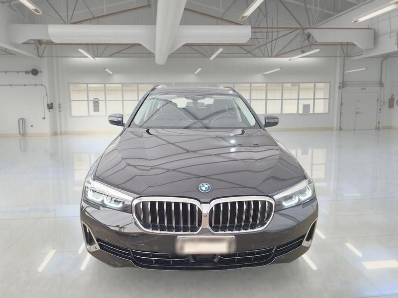 BMW 530 XDRIVE LUXURY AUTO TOURING STATION WAGON