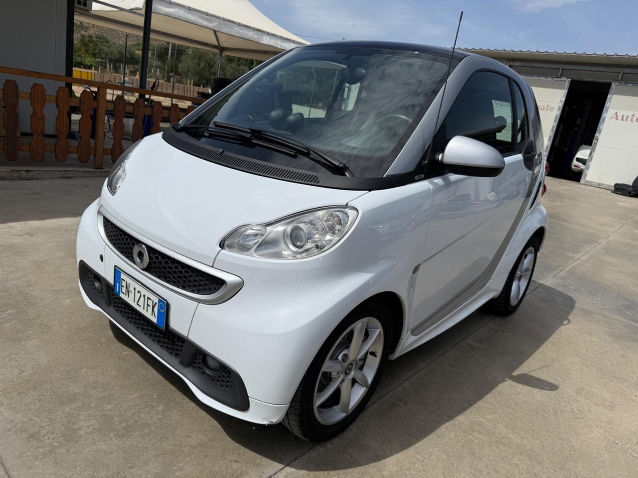 Smart ForTwo 1000 52 kW MHD coupé pulse
