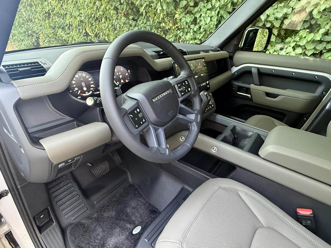 Land Rover Defender 110 - LEASING LEGGERE DESCRIZIONE