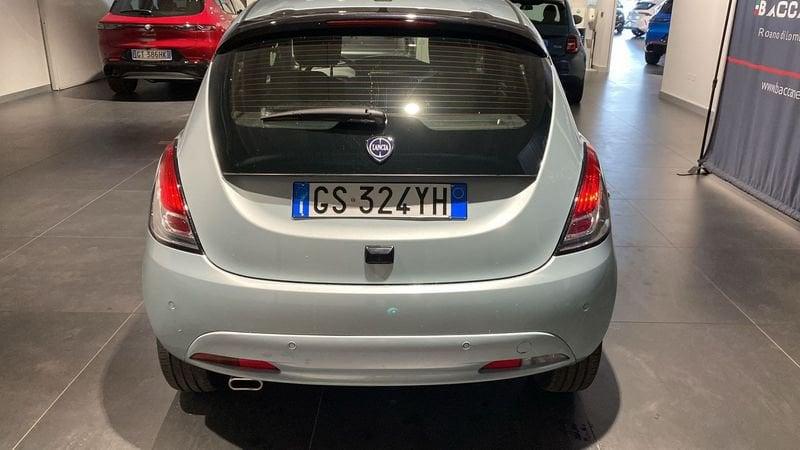 Lancia Ypsilon 1.0 FireFly 5 porte S&S Hybrid Platino