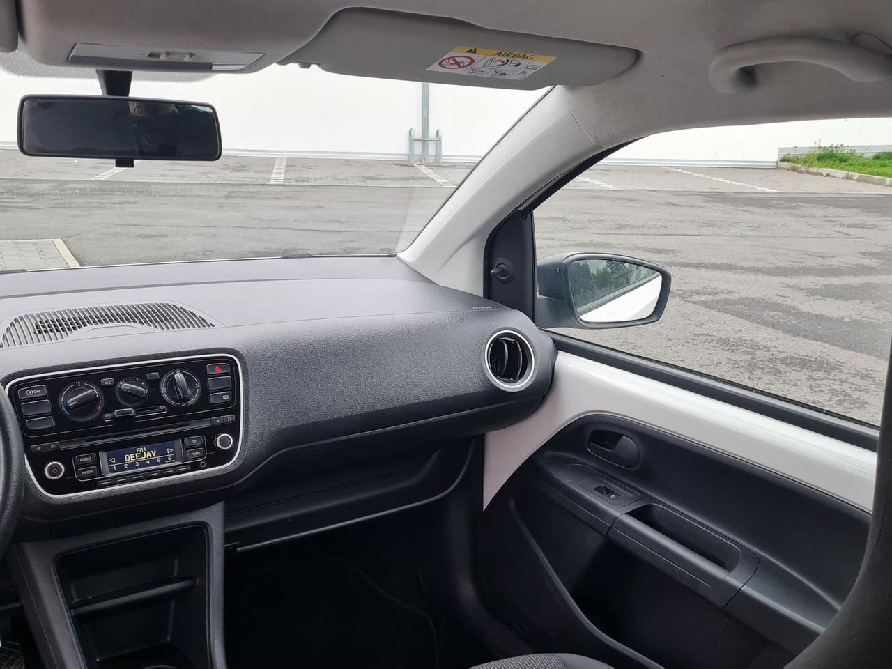 Volkswagen up! 1.0 eco Move up! #9928