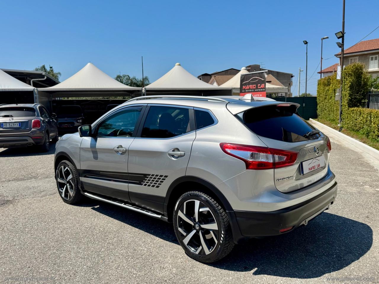 NISSAN Qashqai 1.6 dCi 4WD N-Connecta