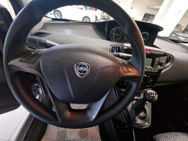 Lancia Ypsilon III 2021 1.0 firefly hybrid Silver s