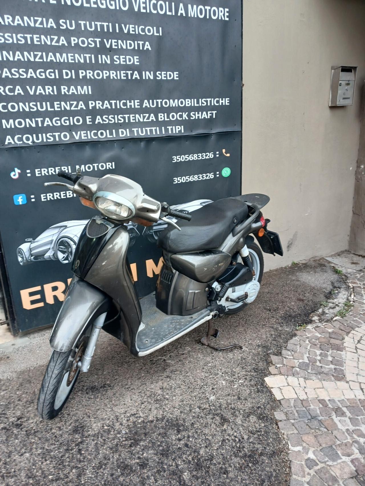 Scarabeo 100 a rate con Klarna