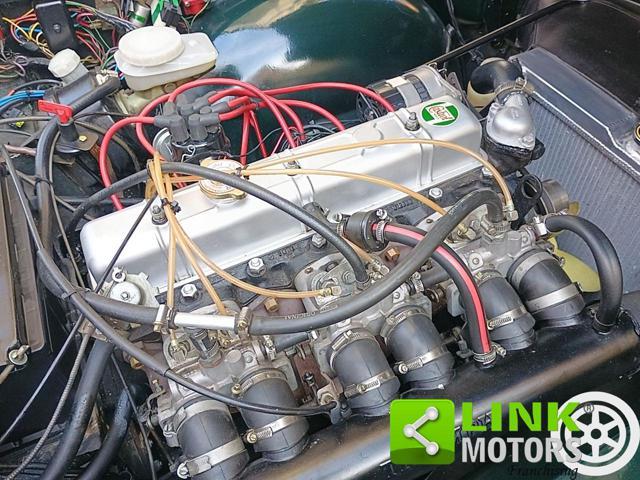 TRIUMPH TR6 Iniezione