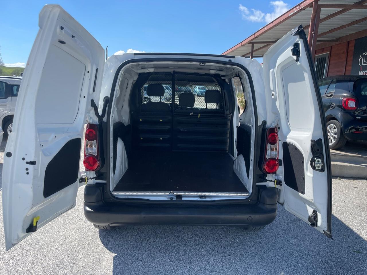 Peugeot Partner 1.6 HDi 92 VAN 3 POSTI