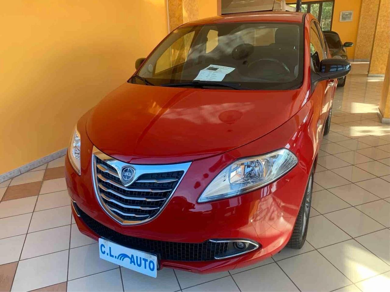 Lancia Ypsilon