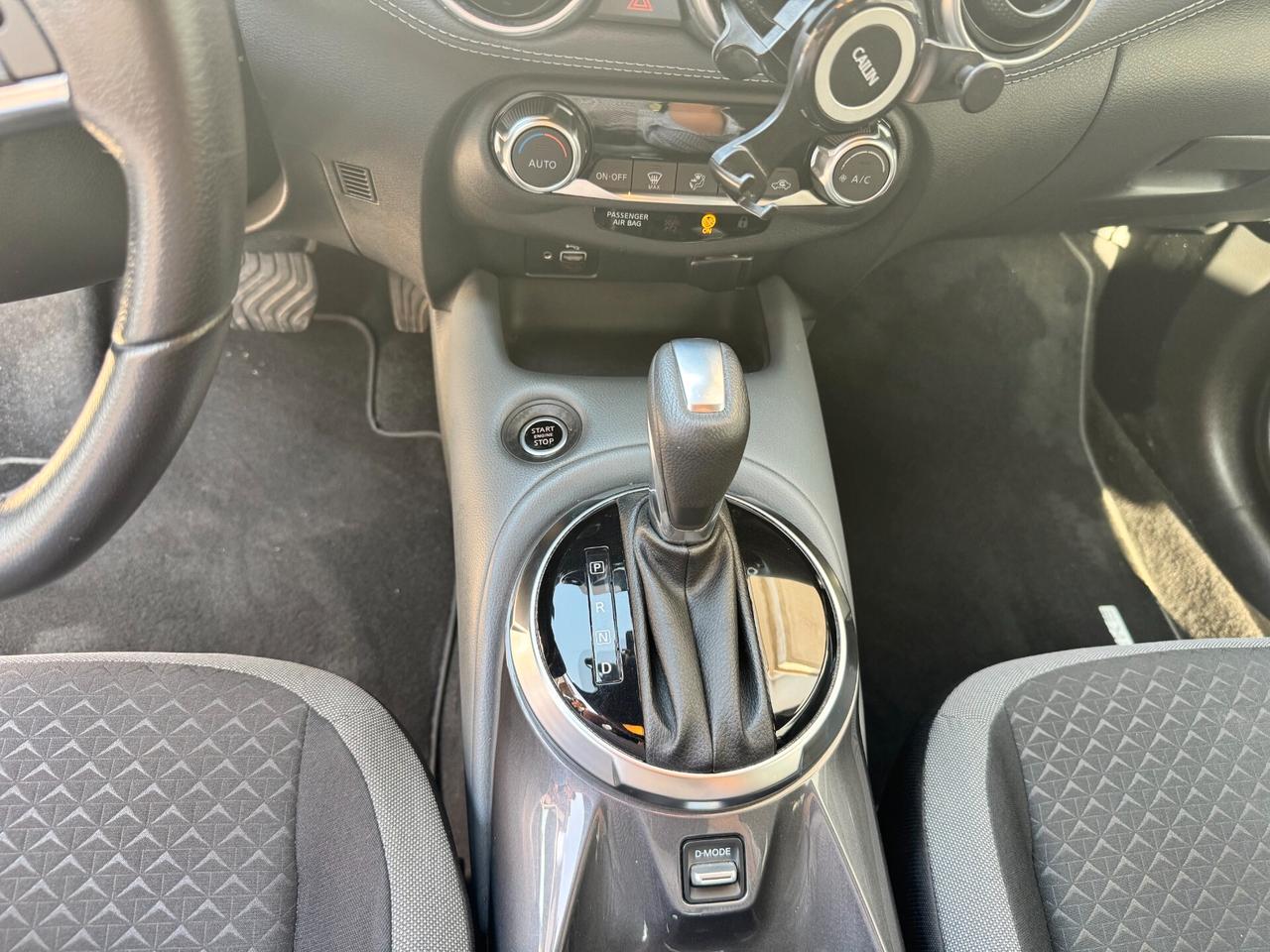 Nissan Juke 1.0 DIG-T 117 CV DCT N-Connecta