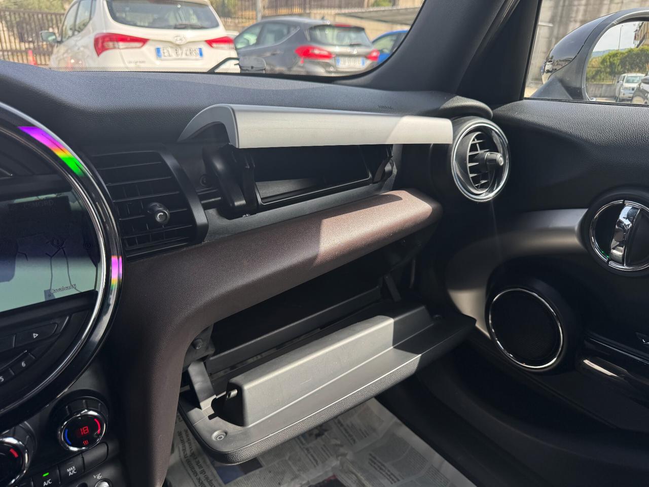 MINI 1.5 COOPER D 116CV 5PORTE/LED/NAVY
