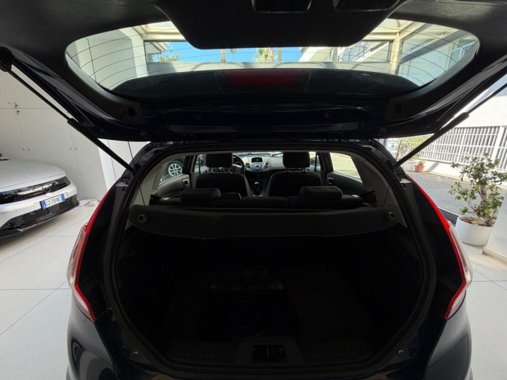 Ford Fiesta 1.4 5 porte Bz.- GPL CASA MADRE