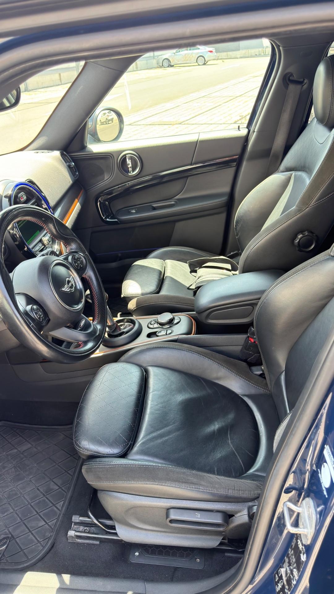 Mini Countryman John Cooper Works 231CV ALL4 pro