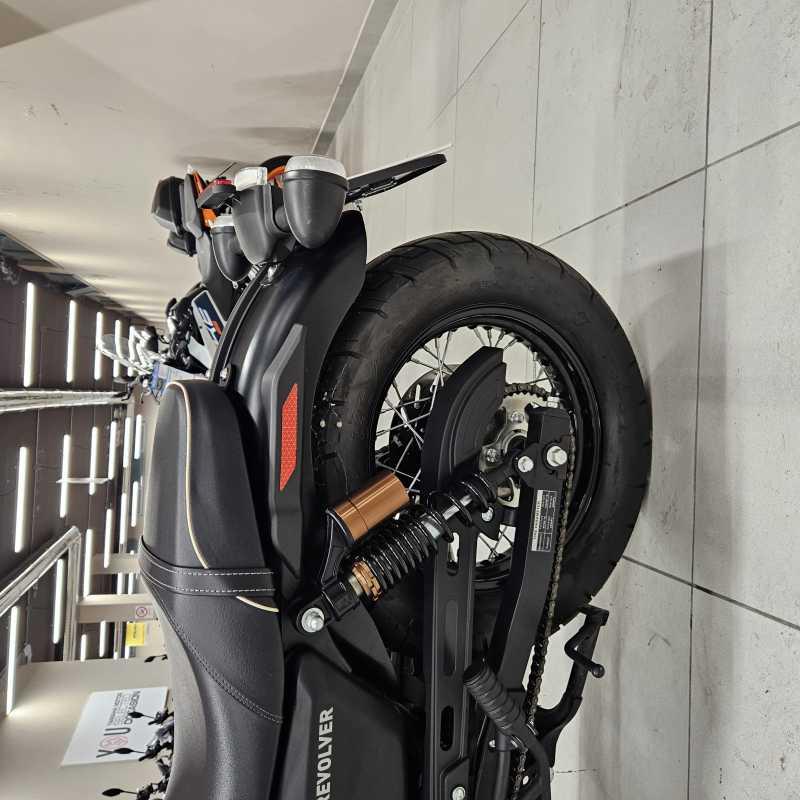 Motron Motorcycles Revolver 125 - 2023