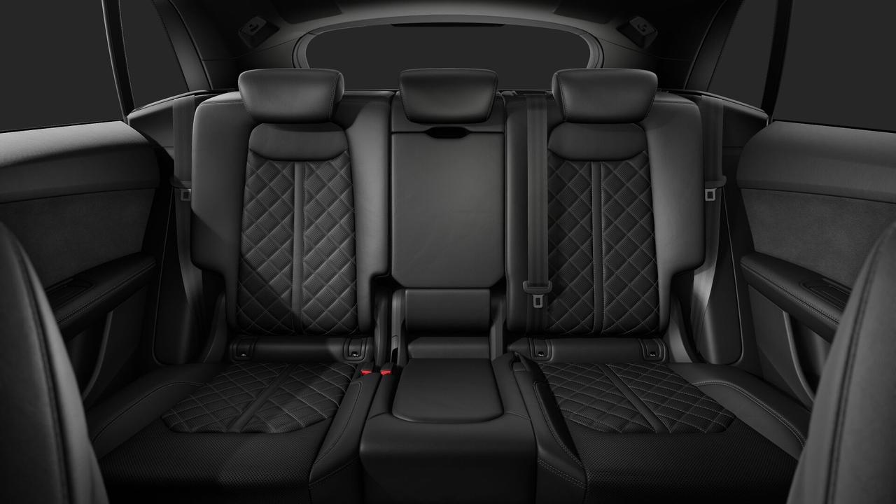 AUDI Audi Q8 SUV S line TDI quattro 210 kW tiptronic