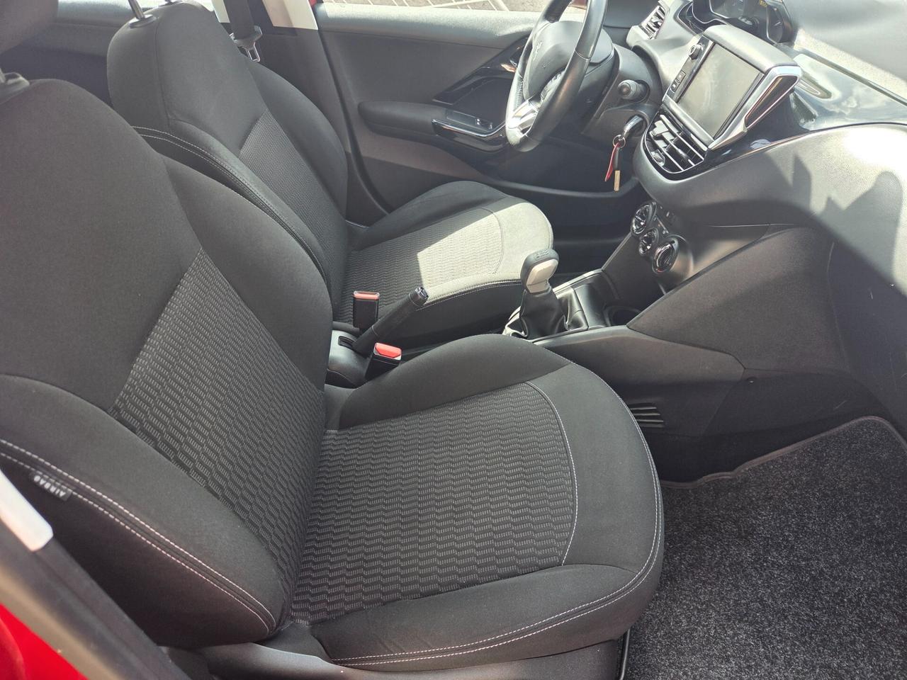 Peugeot 208 PureTech 82 5 porte Active