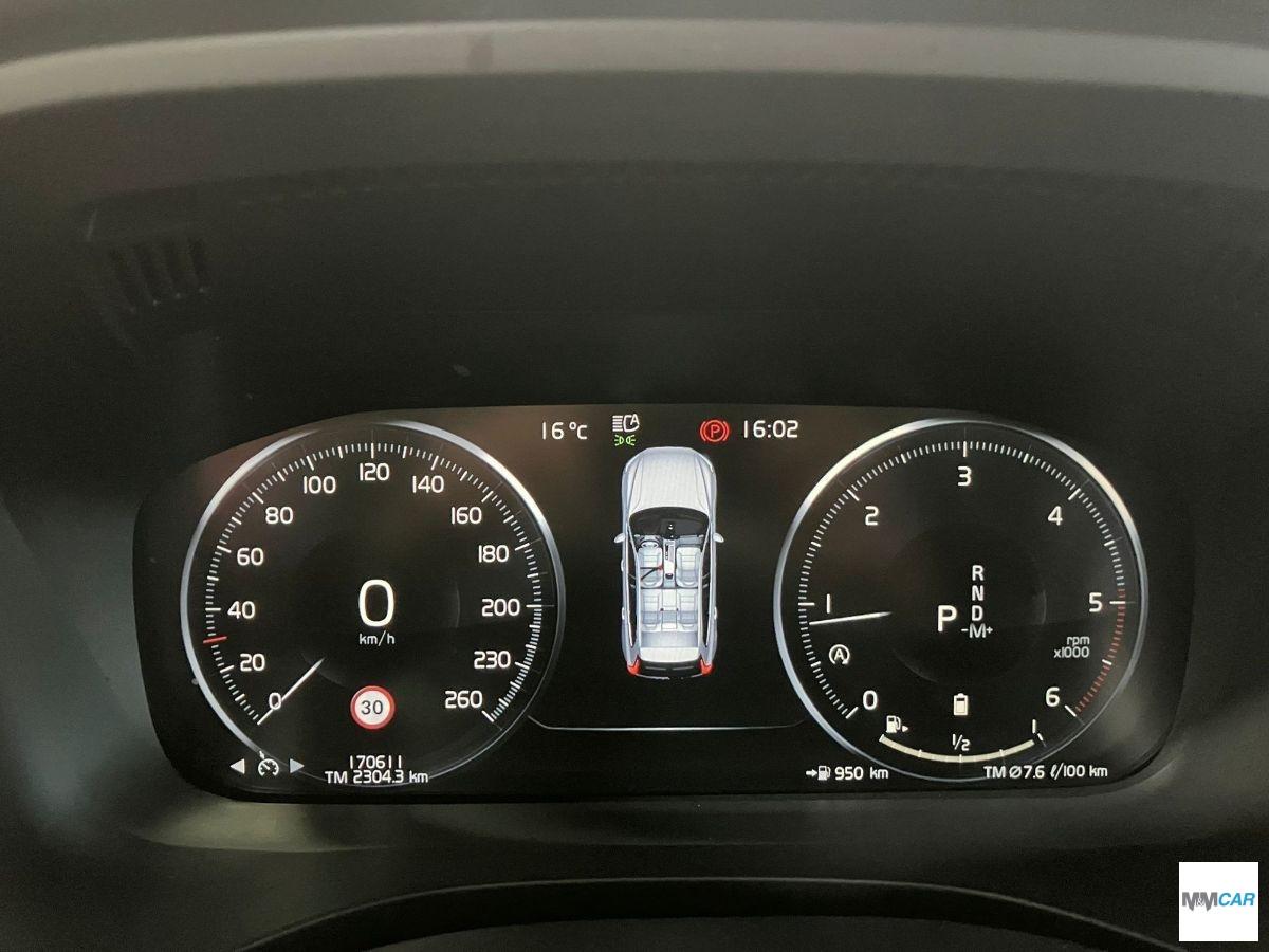 VOLVO - XC60 - B5 AWD Geartronic Business Plus