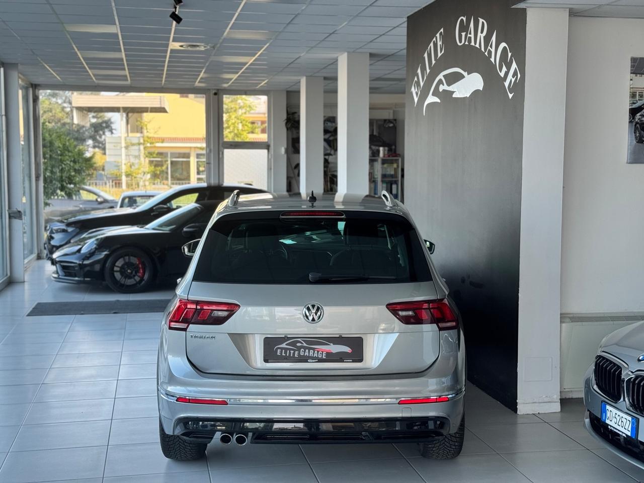 Volkswagen Tiguan 2.0 TDI 150cv DSG R-LINE ACC LED