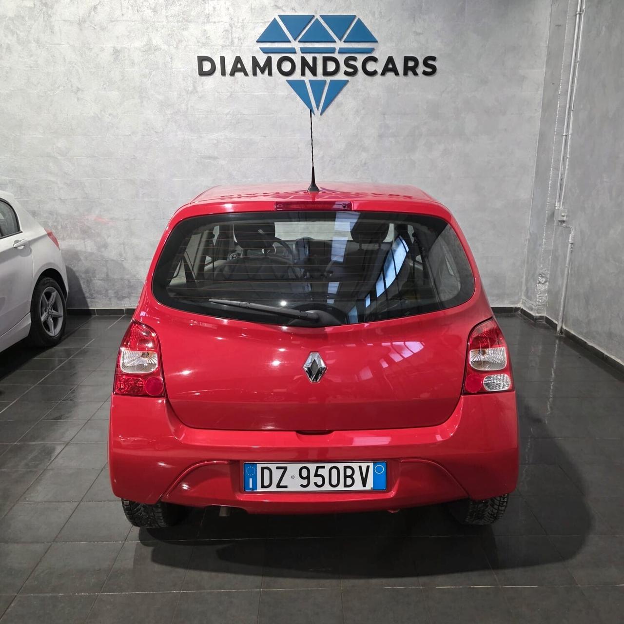 Renault Twingo 1.2 benzina PARI AL NUOVO+NEOPATENTATI+SUBWOOFER DI SERIE