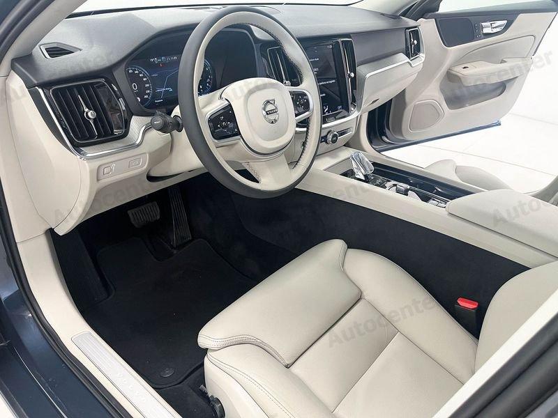 Volvo V60 B3 163CV GEARTRONIC INSCRIPTION **AUTOCARRO N1**