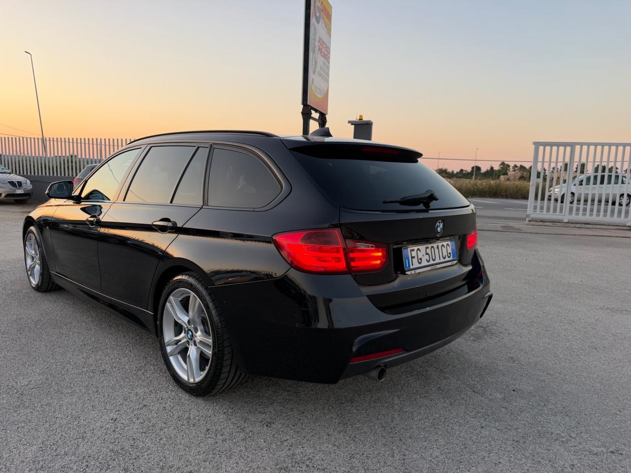 BMW 320D XDRIVE TOURING MSPORT F1 184 STRAFULL