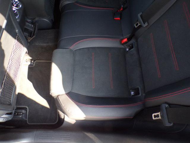 MERCEDES-BENZ A 180 d Automatic Premium