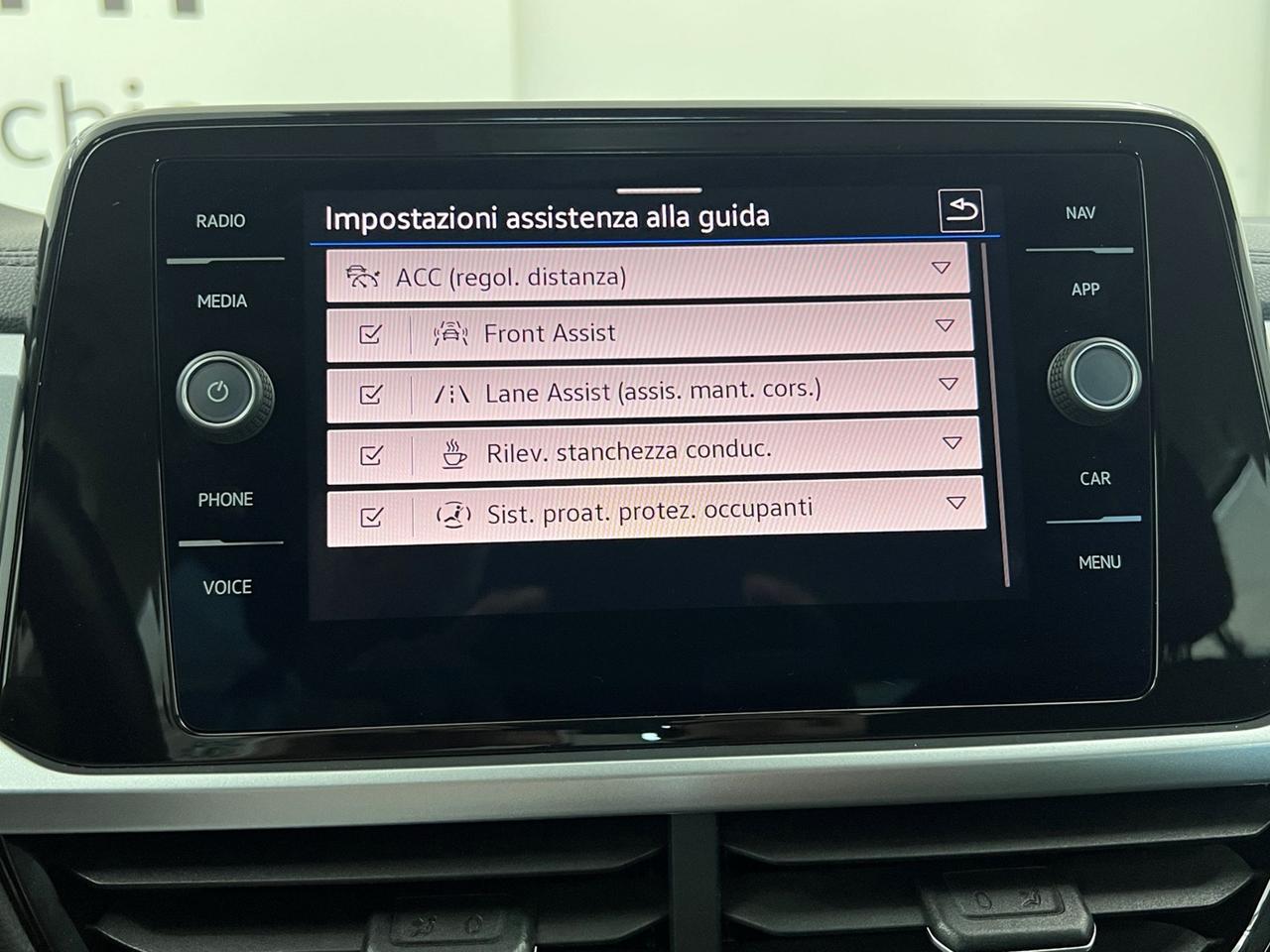 VOLKSWAGEN T-Roc 2022 T-Roc 1.0 tsi Life 110cv