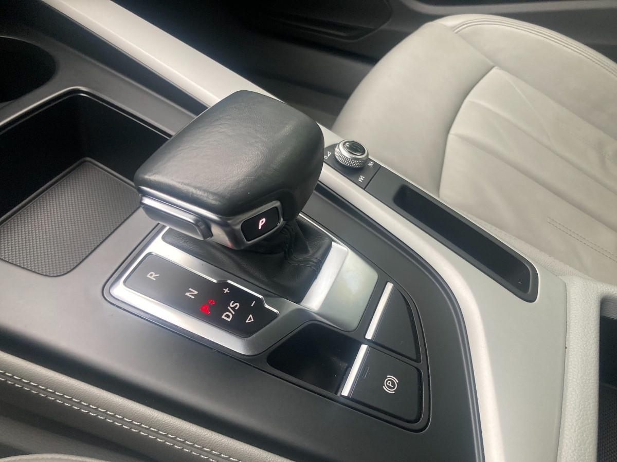 AUDI A4 Avant 35TDI mhev Business Advanced 163cv s-tronic