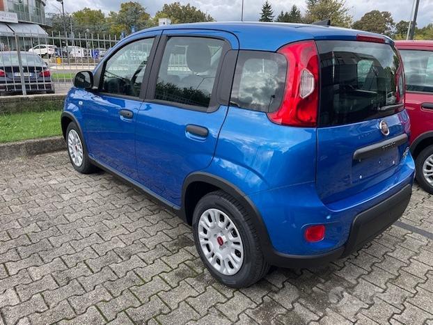 FIAT Panda My24 1.0 70cv Hybrid Panda N70596