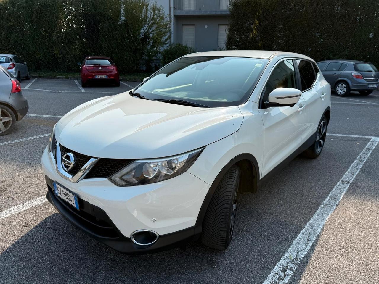 Nissan Qashqai 1.6 dCi DPF 360