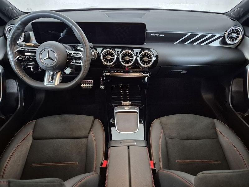 Mercedes-Benz Classe A - W177 2023 A AMG 35 Premium AMG 4matic auto