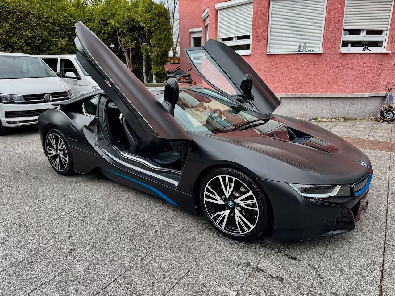 Bmw i8 Coupé xDrive *Display Key*HUD*360°*20 pollici