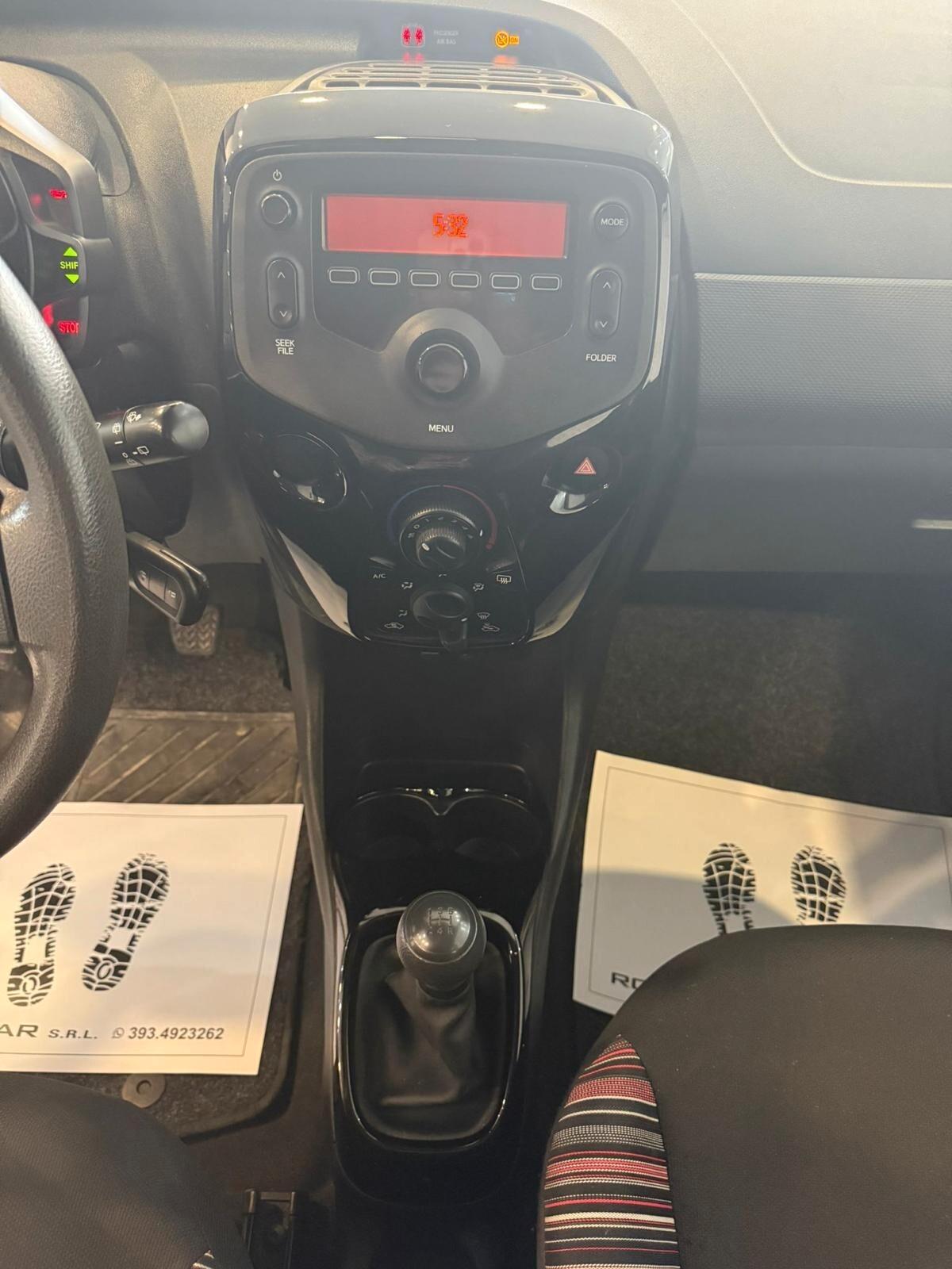 Citroen C1 VTi 72 ETG 5 porte Feel