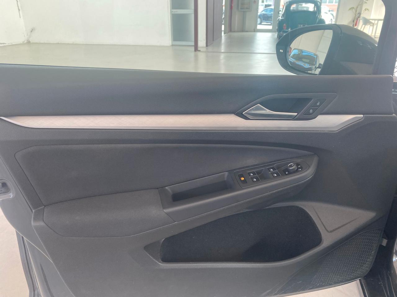 Volkswagen Golf 1.5 TGI DSG Life