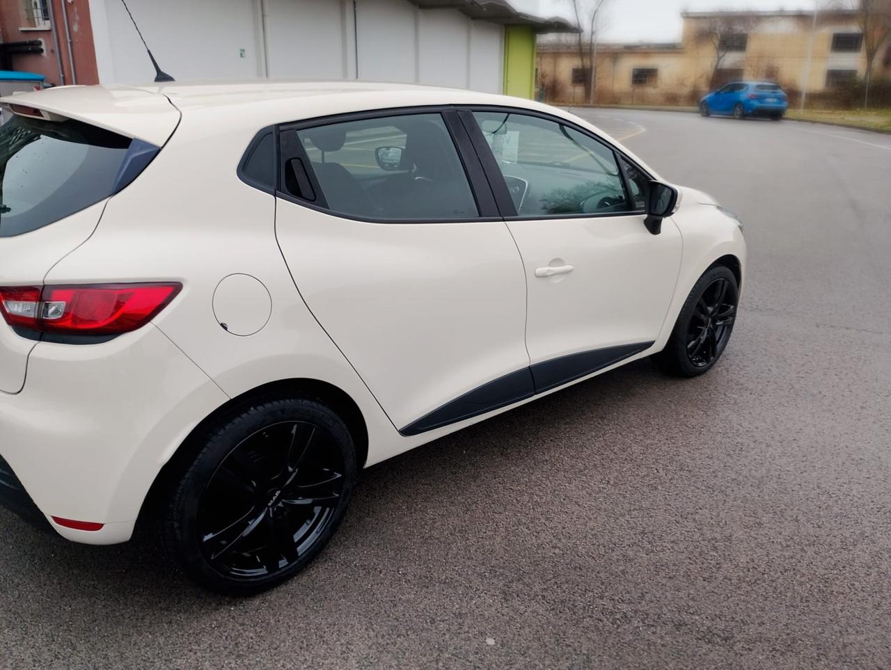 Renault Clio dCi 8V 75CV Start&Stop 5 porte Energy Zen