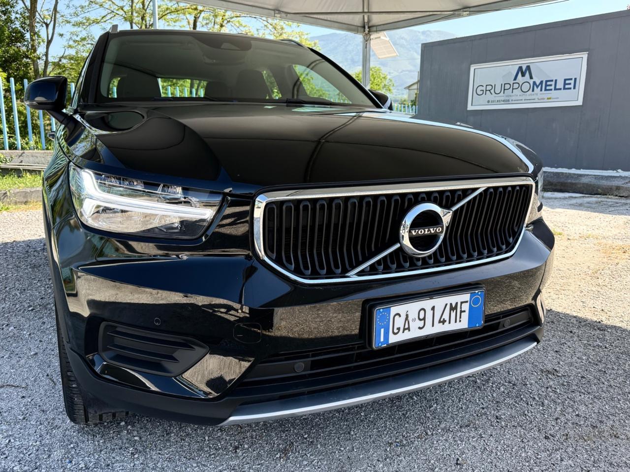 Volvo XC40 T3 *LED*CERCHI18*UNIPRO