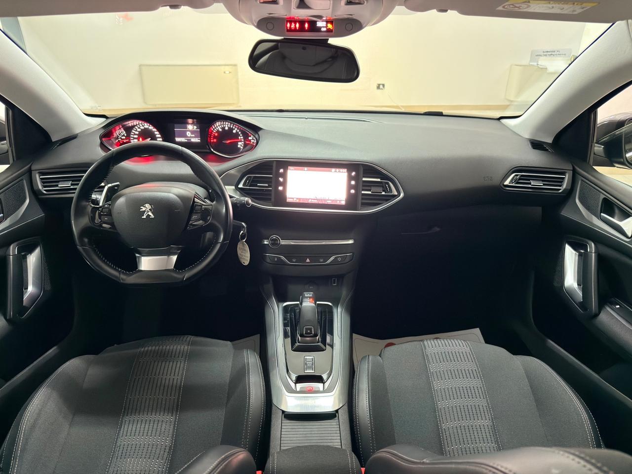 Peugeot 308 BlueHDi 120 S&S EAT6 SW Allure