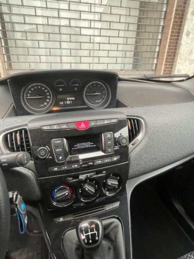 LANCIA Ypsilon 1.2 69 CV 5 porte Elefantino Blu