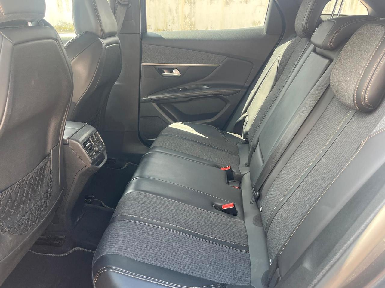 Peugeot 3008 BlueHDi 130 S&S EAT8 GT Line