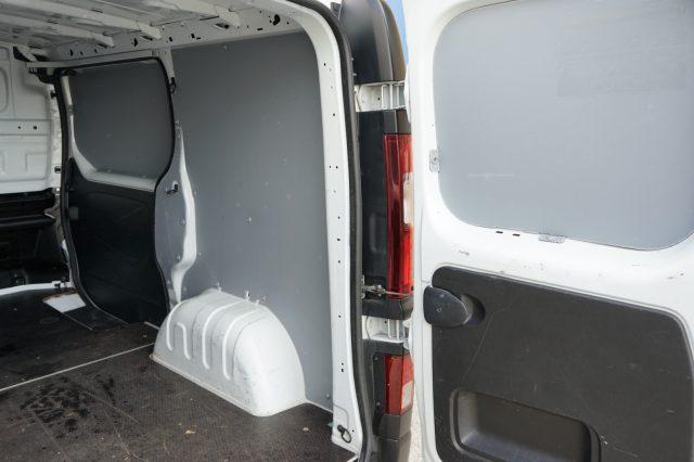 RENAULT Trafic T27 2.0 dCi 110CV PC-TN Furgone Start