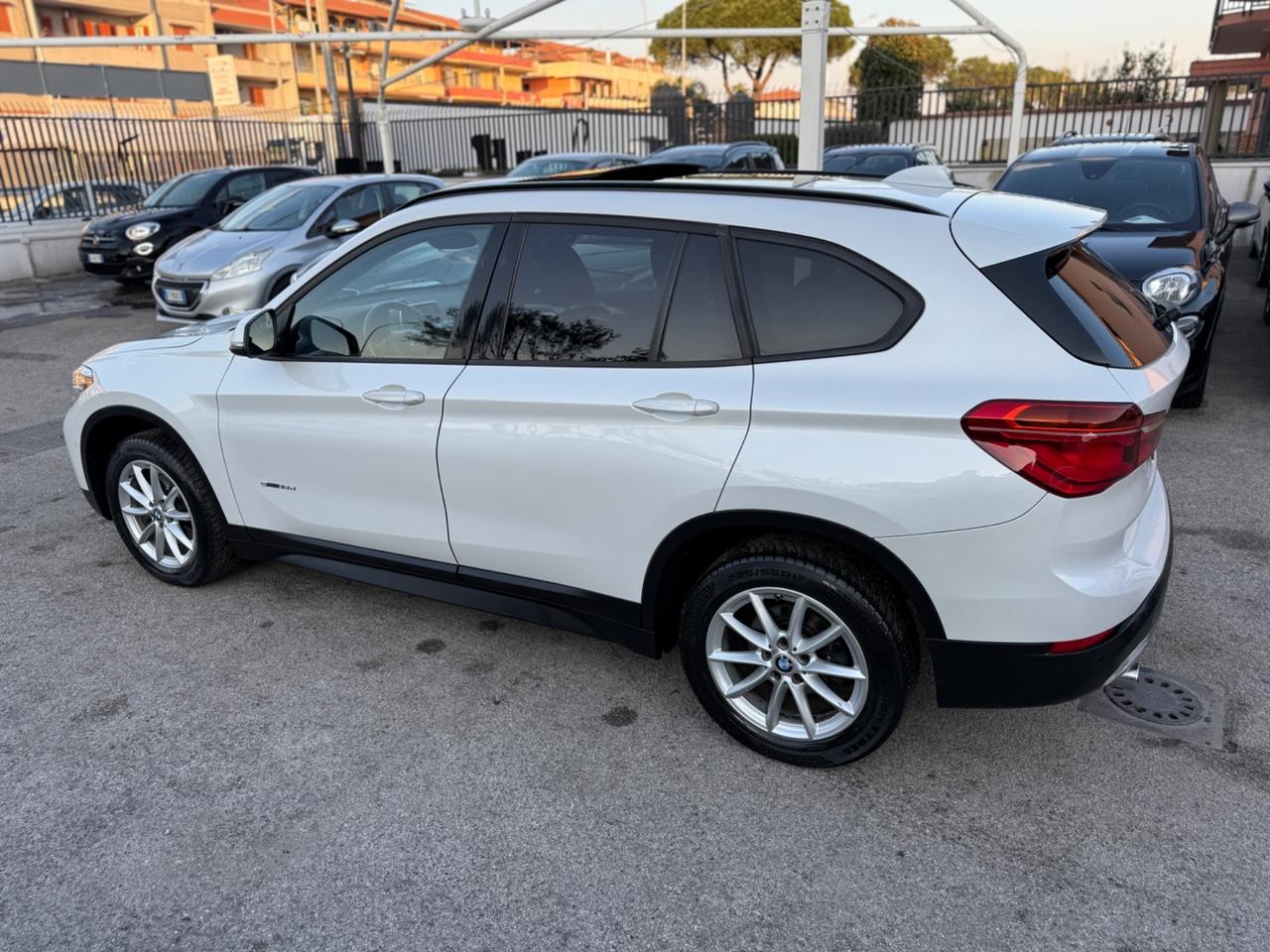 Bmw X1 sDrive18d Tetto apribile Autom.