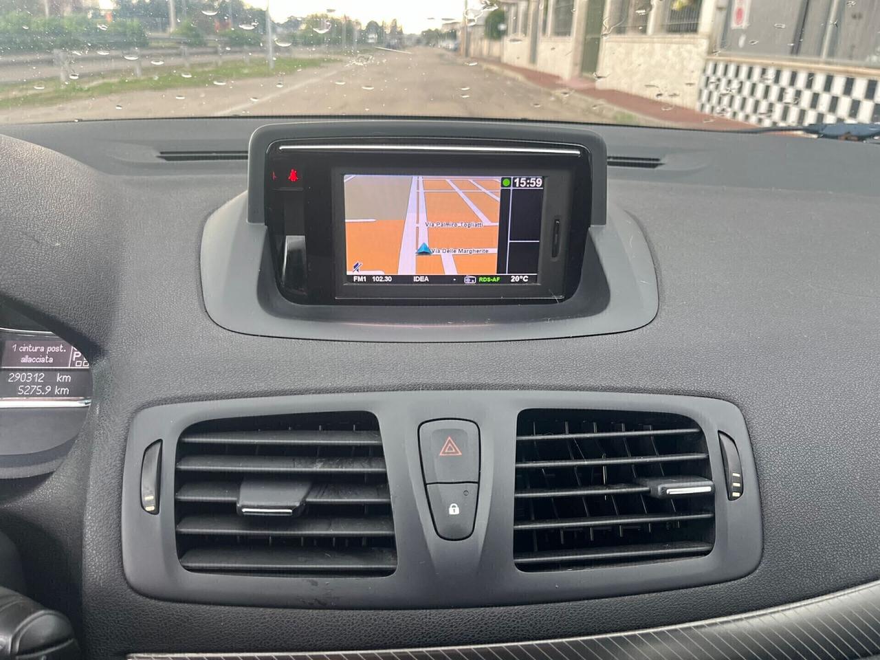 Renault Megane 1.5 dCi 110CV EDC SporTour 2012