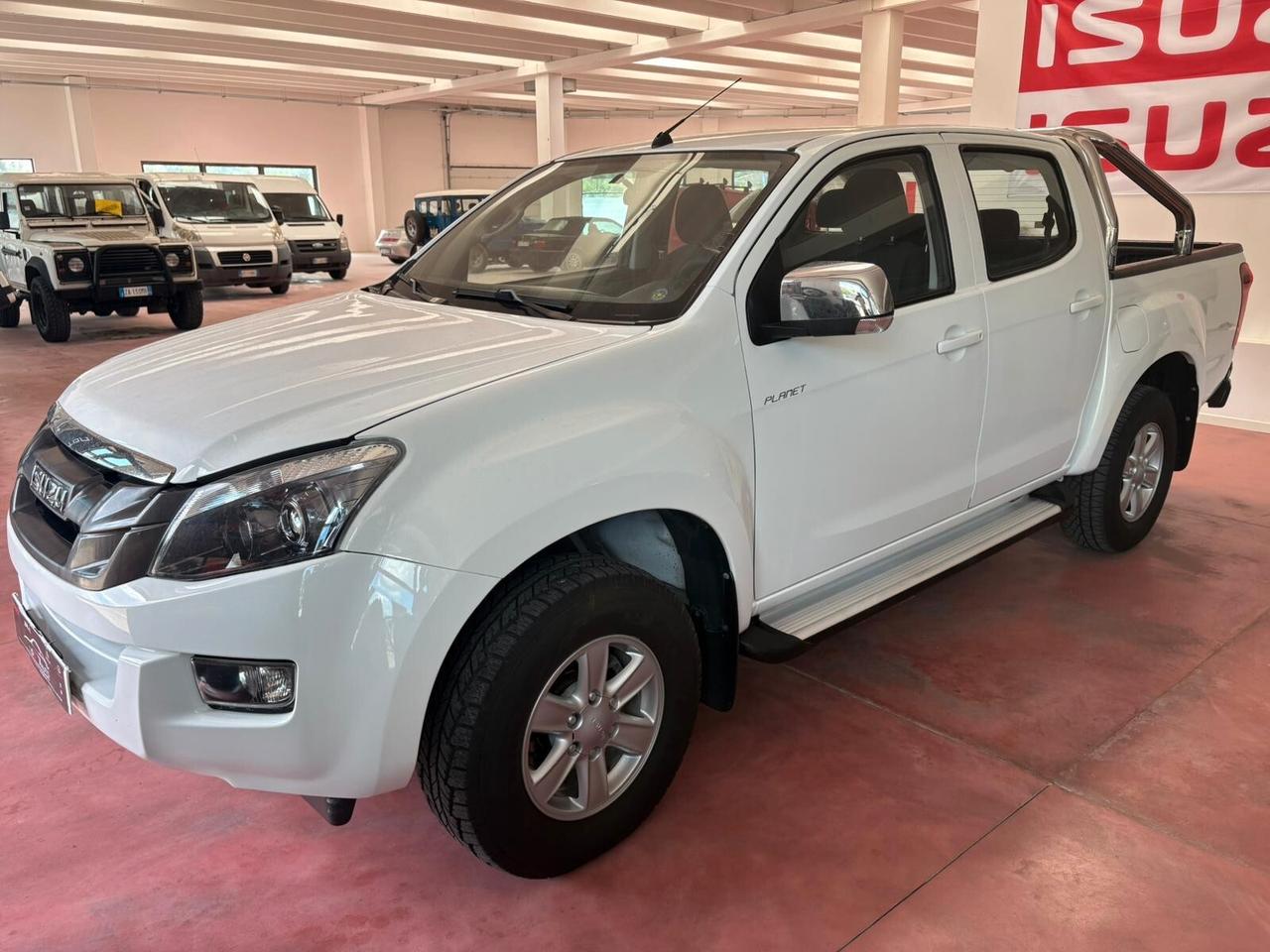 ISUZU PICK-UP 4X4 DOPPIA CABINA Posti 5 Diesel 2.5 TD Km 164.894 Garanzia 12 mesi