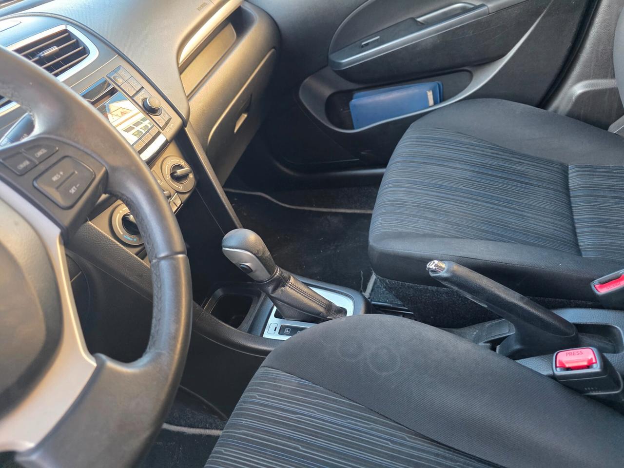 Suzuki Swift 1.2 VVT 5 porte B-Cool A/T