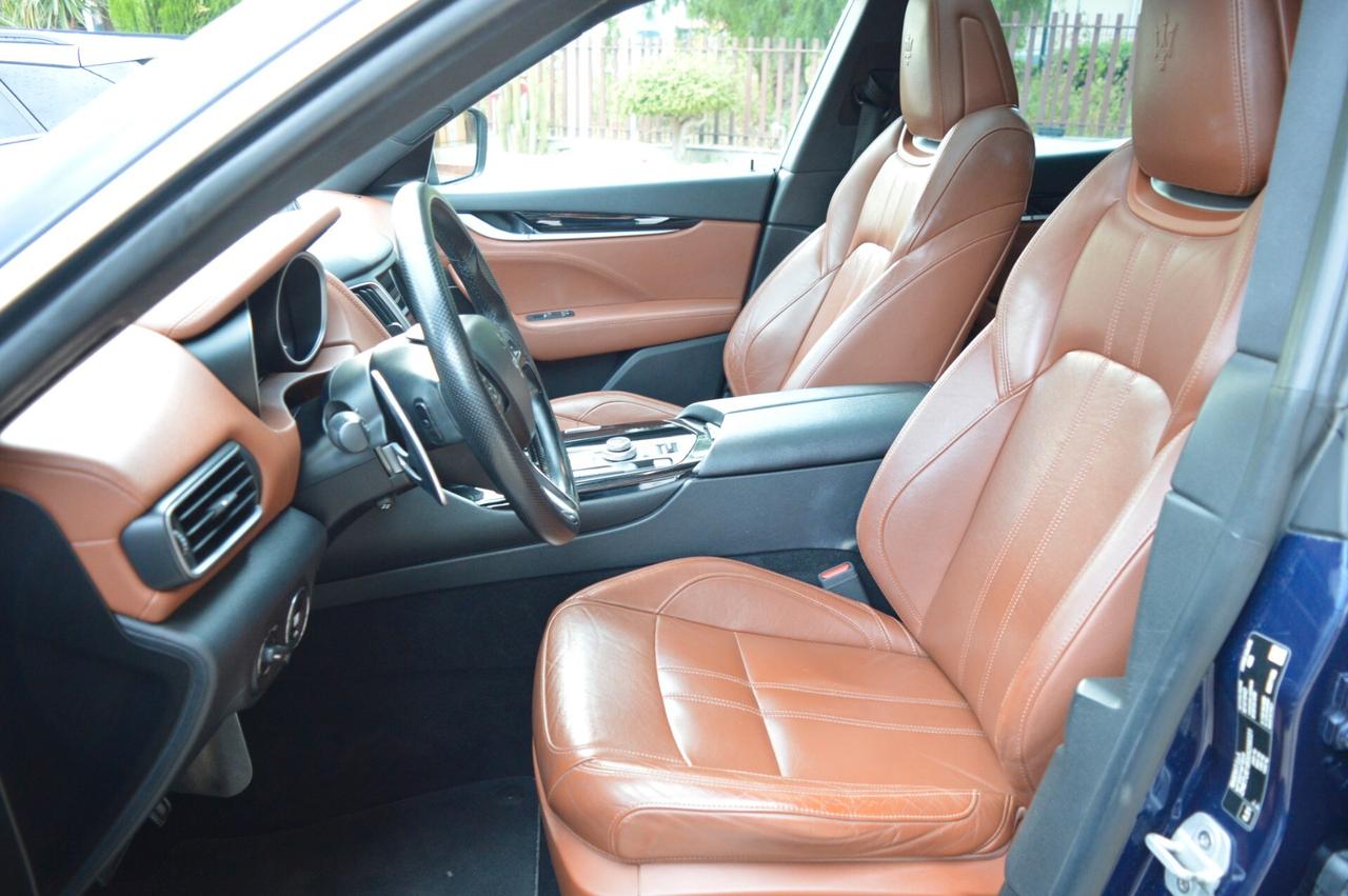 Maserati Levante V6 Diesel 275 CV AWD Granlusso