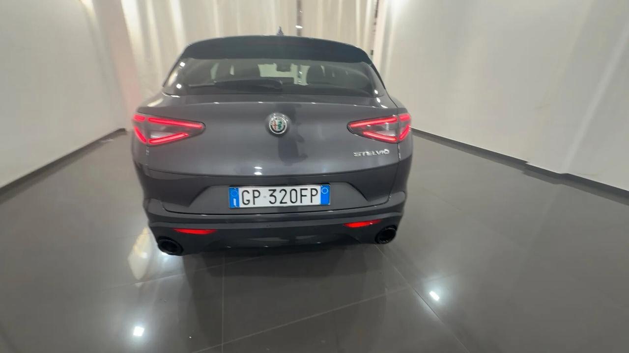Alfa Romeo Stelvio 2.2 Turbodiesel 210 CV AT8 Q4 Veloce